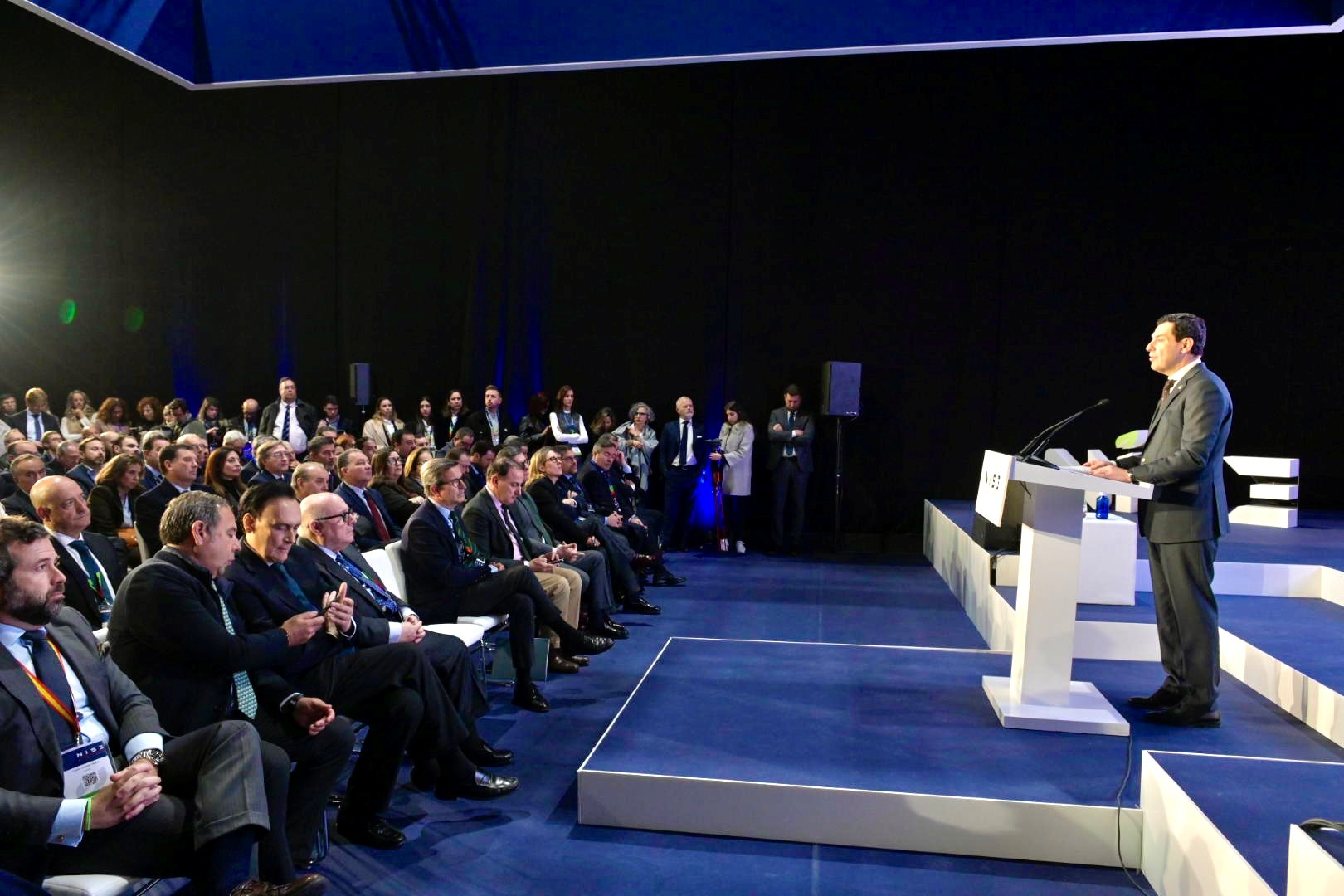 INTERIOR NISE 2 251102