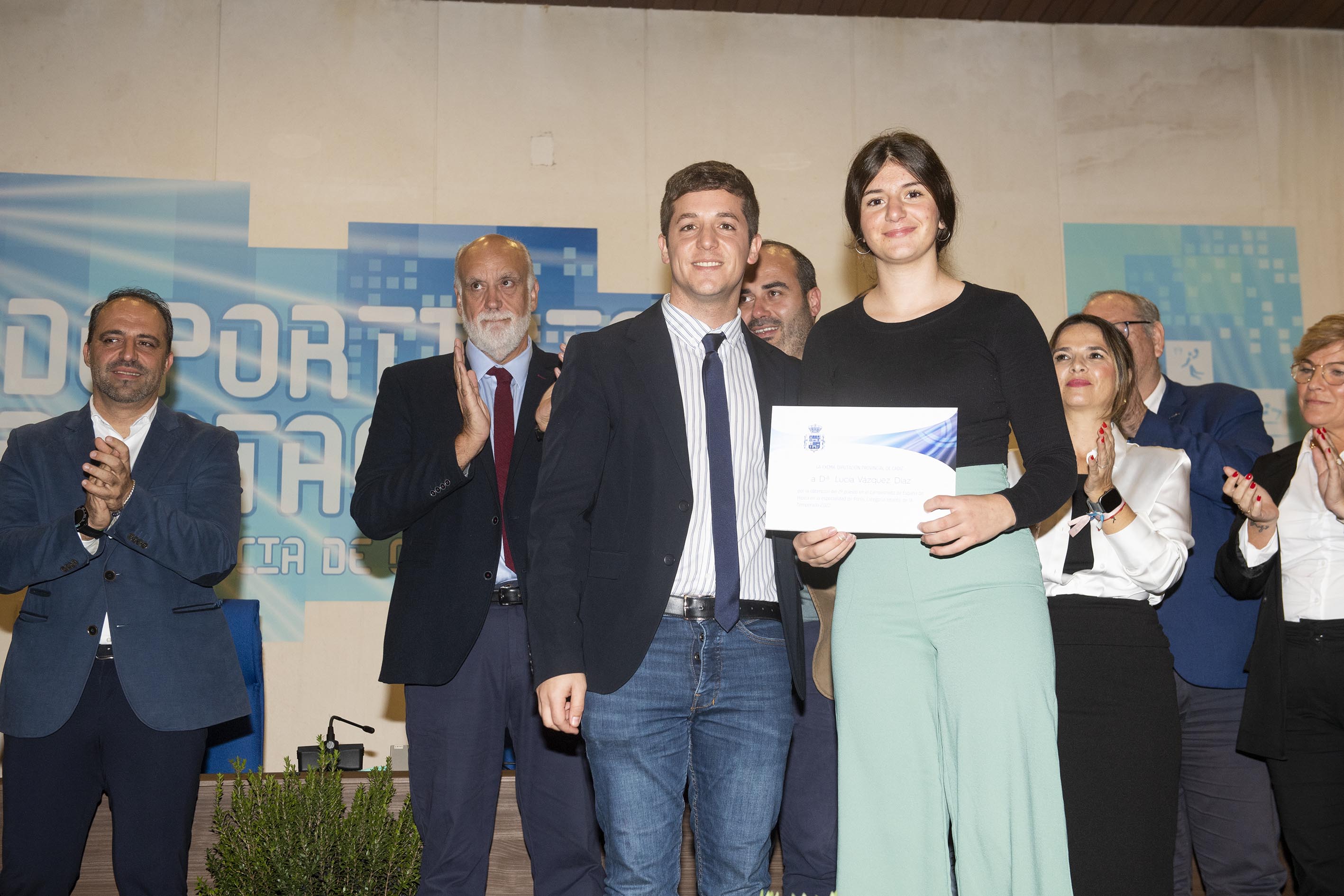 Gala deportistas_premio a Lucia Vazquez Diaz_Chiclana