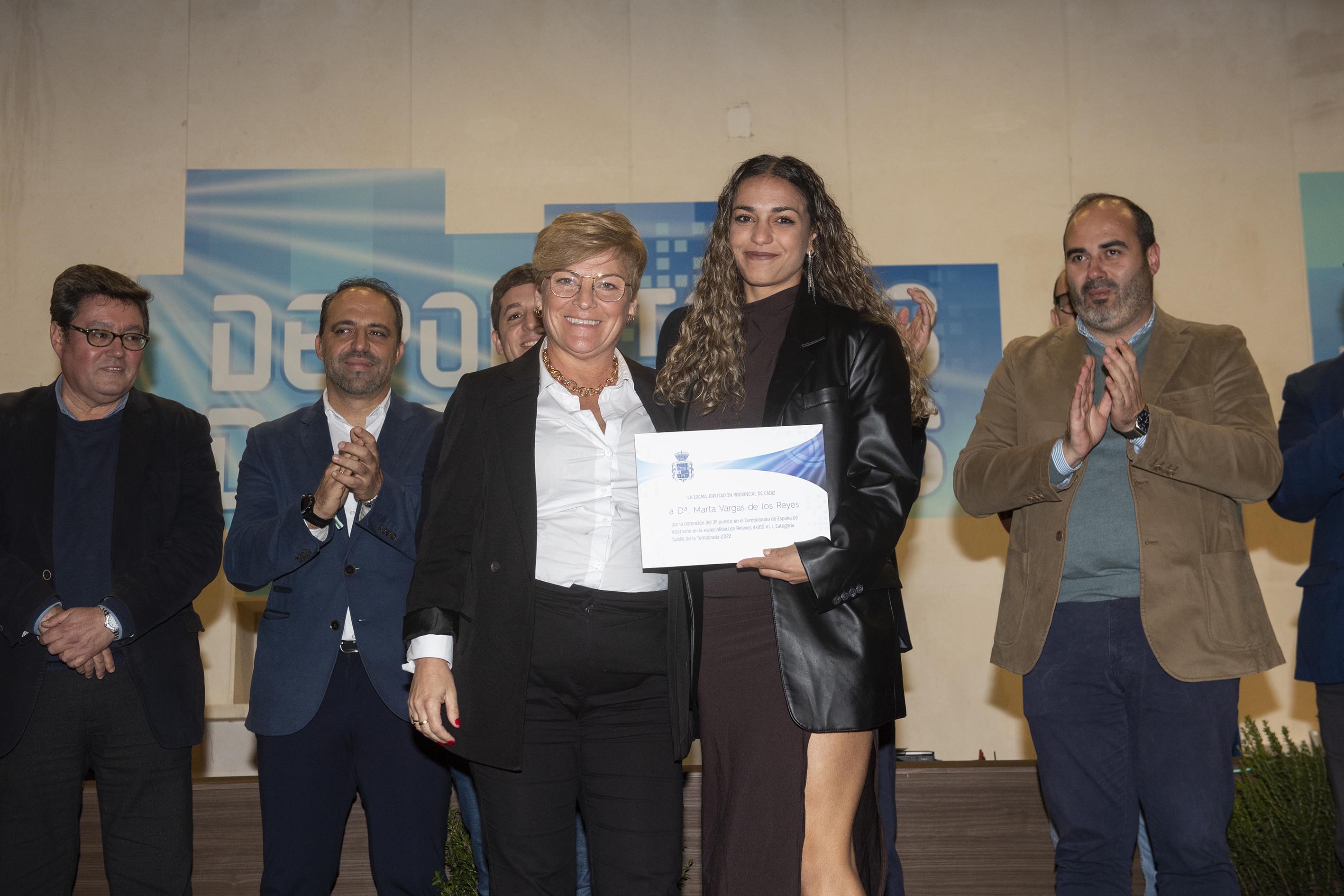 Gala deportistas_premio a Marta Vargas de los Reyes_Sanlucar