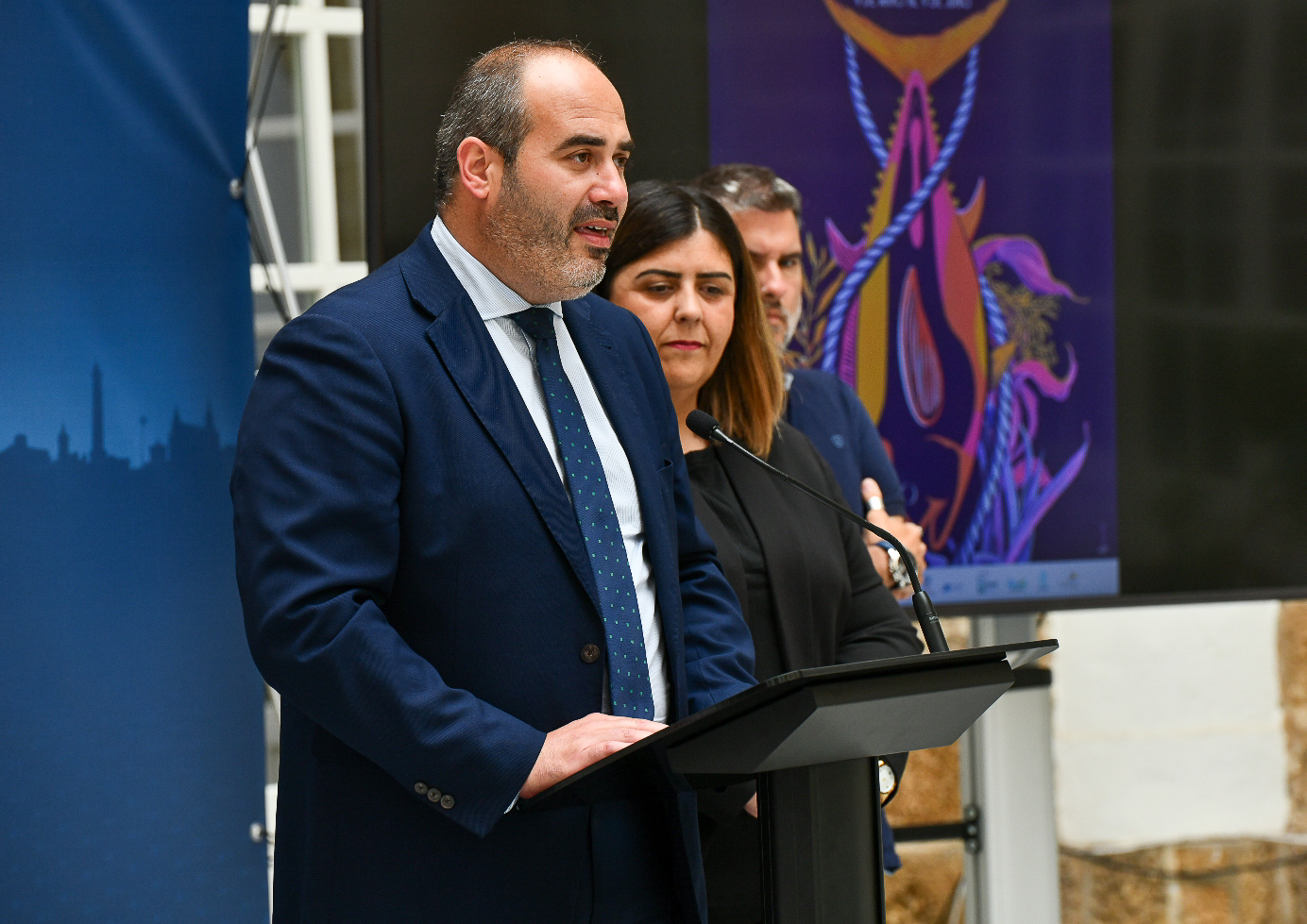 Atún Conil - Diputado Antonio Jesús  Aragón -Foto Reyna -1793