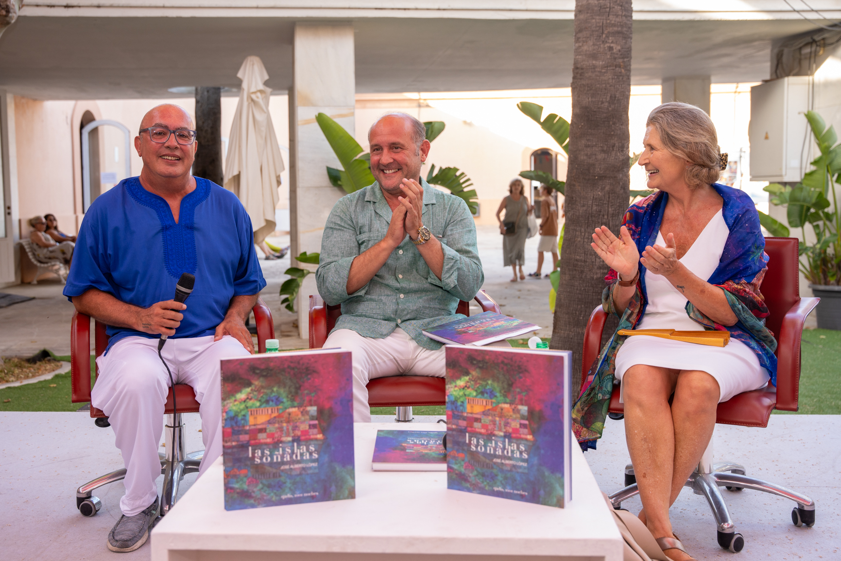 Presentación de las islas soñadas en la FLC 01
