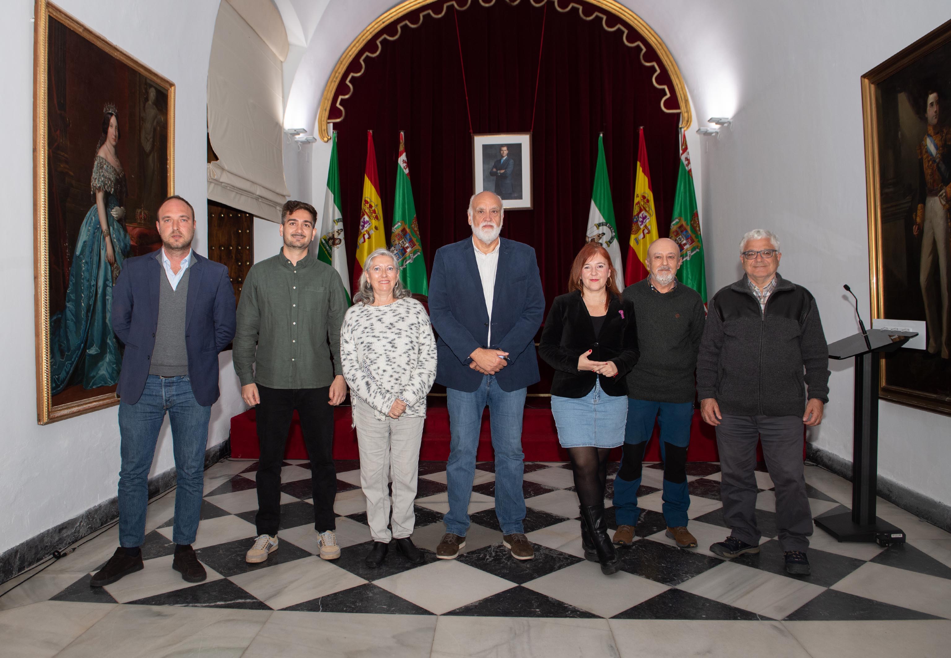 Javier Vidal con investigadores