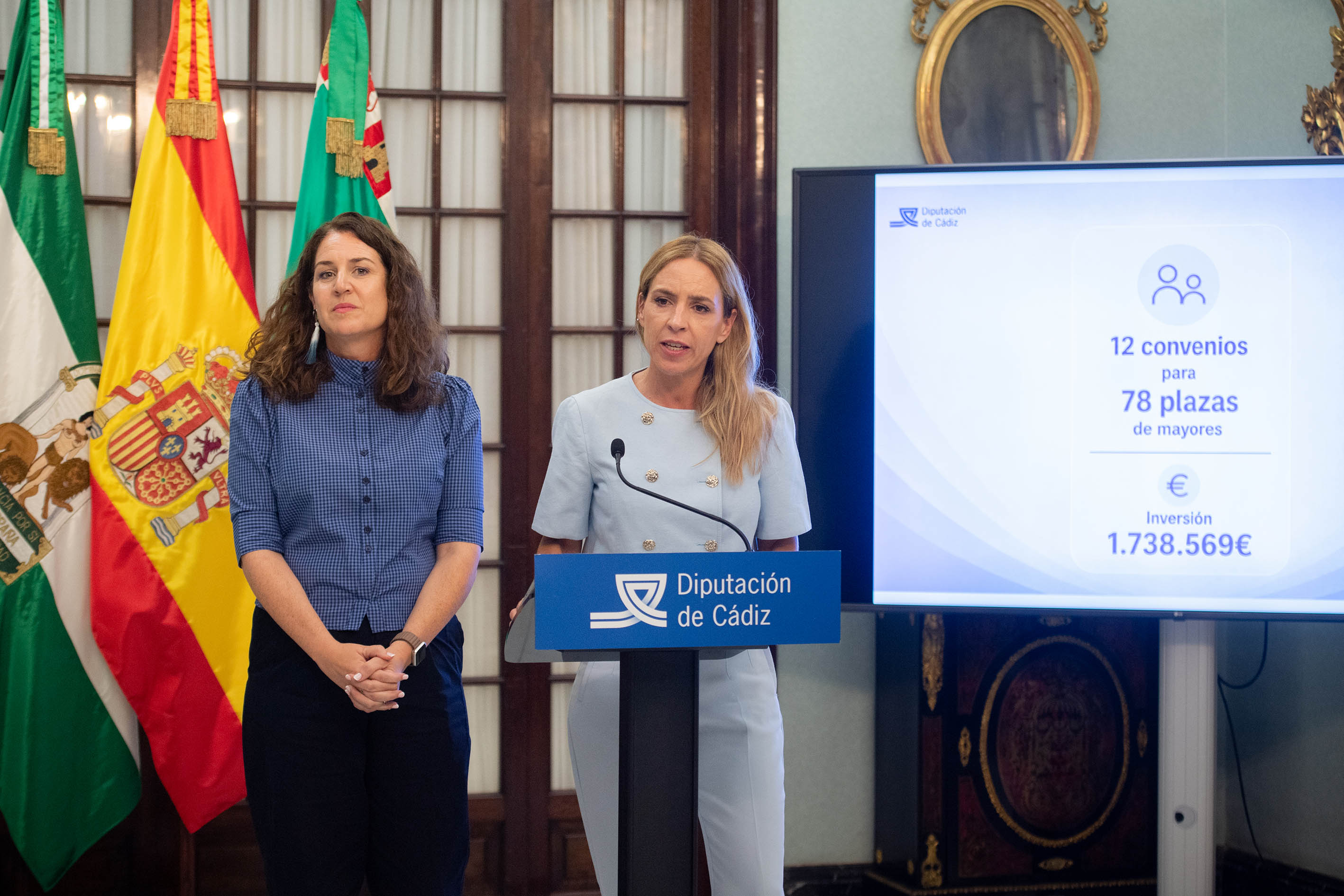 almudena y  Paula presentaicon estancias