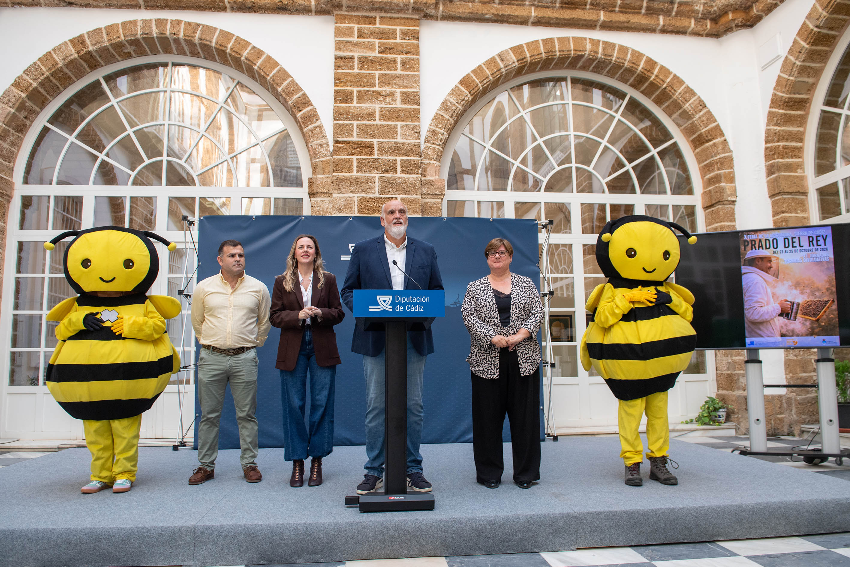 Presentación Feria de Apicultura 01