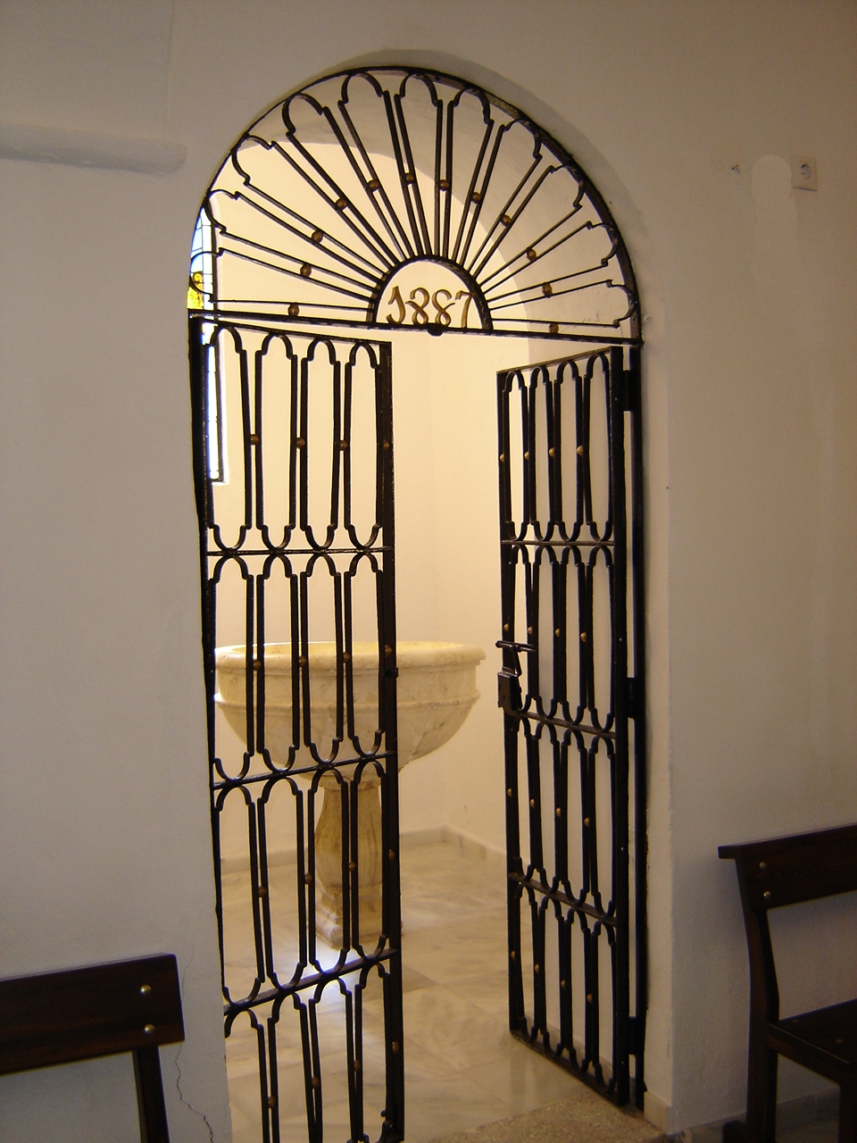 IglesiaInhiesta1