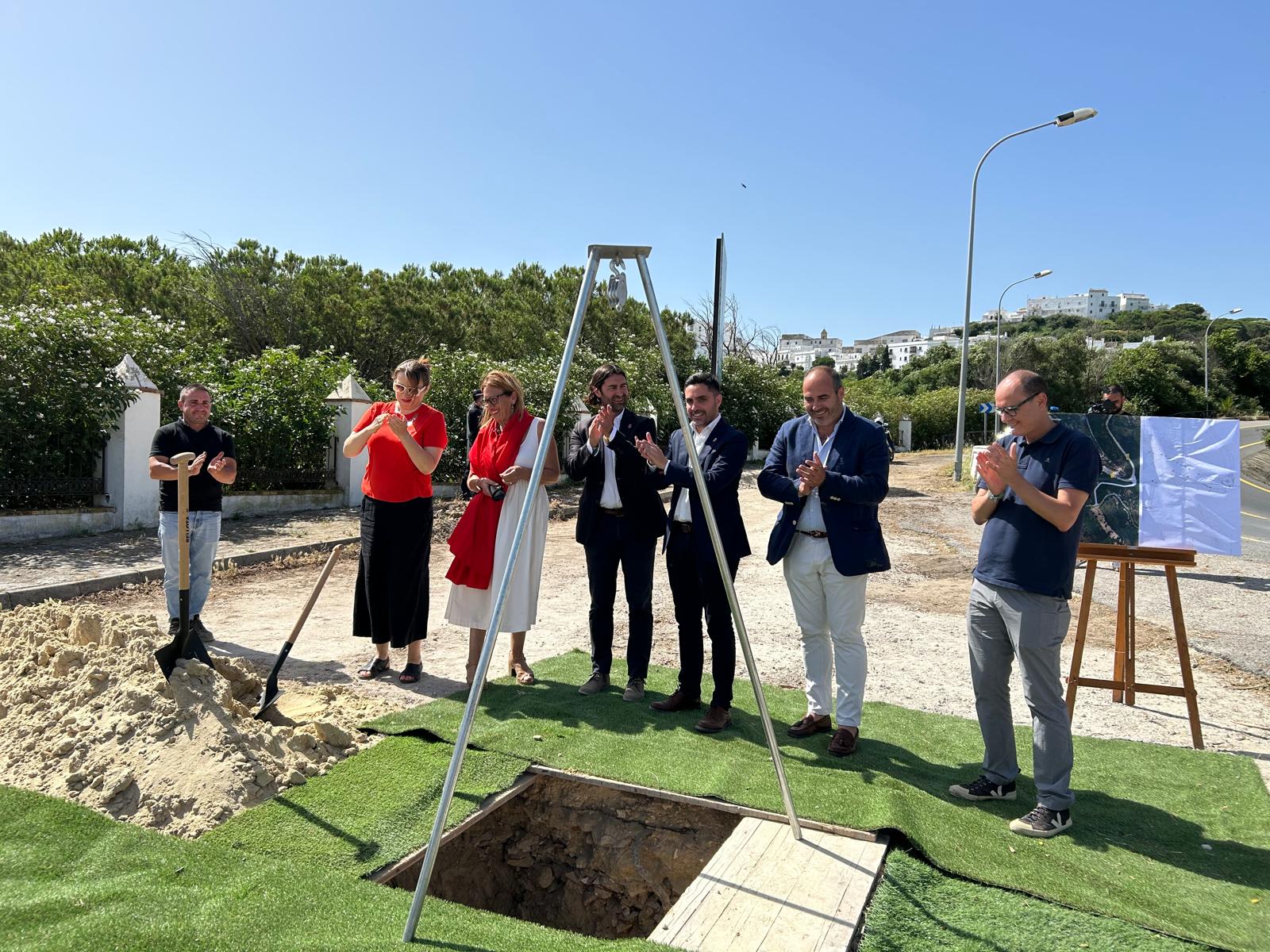 primera piedra del nuevo acceso a Vejer