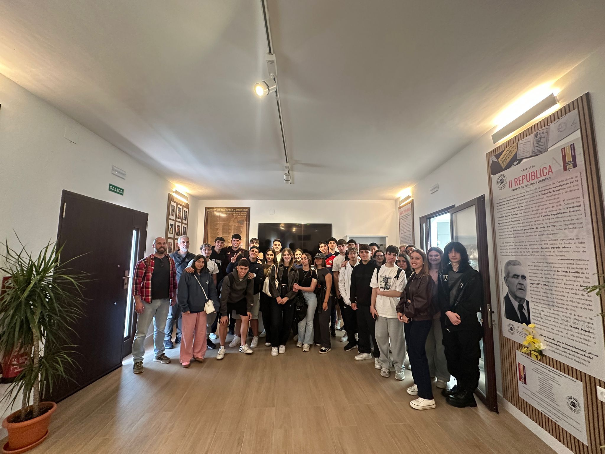 IES Alberti de Cadiz en la Casa de la Memoria de Alcalá del Valle