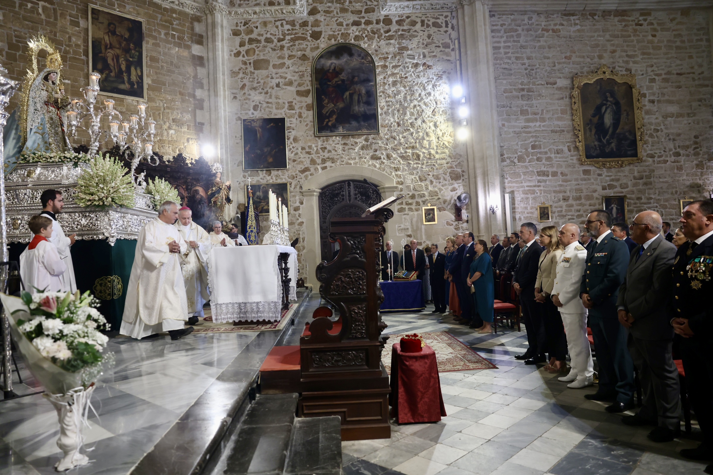 Solemne Oficio Ntra Sra del Rosario Coronada